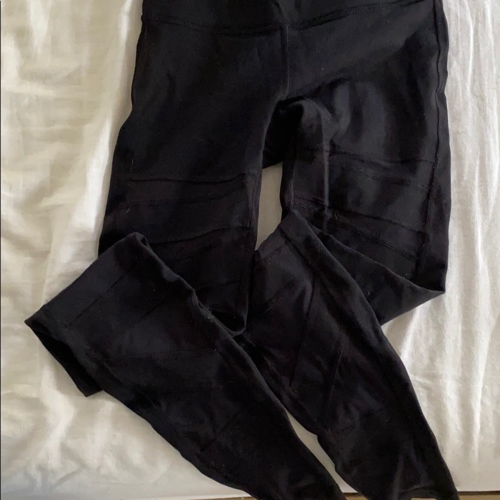 Lululemon mesh leggings